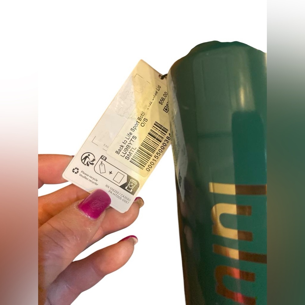 NWT Lululemon back to life sports bottle - Picture 4 of 4